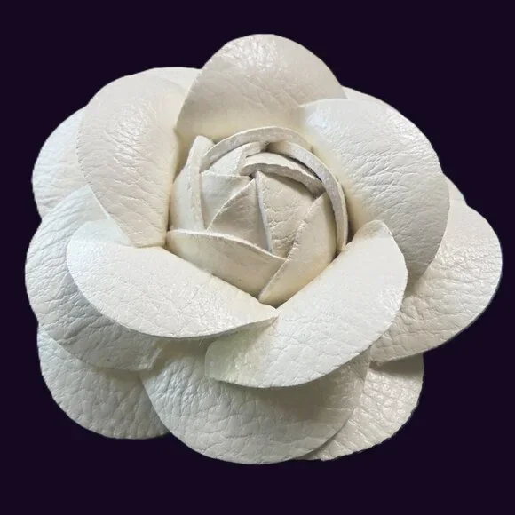 Floral Brooch Cream color flower Pin accessories 2.5" NEW - Picture 6 of 9